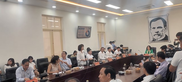 Đại diện Trung t&acirc;m Kiểm so&aacute;t bệnh tật TP hồ Ch&iacute; Minh (HCDC) ph&aacute;t biểu