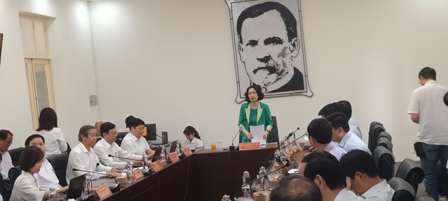 Thứ trưởng Nguyễn Thị Li&ecirc;n Hương l&agrave;m việc với Viện Pasteur TP Hồ Ch&iacute; Minh