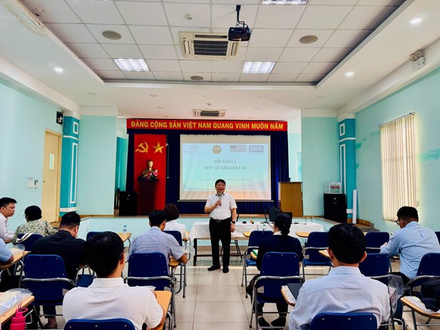 TS. BSCKII. Nguyễn Vũ Trung &ndash; Viện trưởng Viện Pasteur TP Hồ Ch&iacute; Minh ph&aacute;t biểu khai mạc kh&oacute;a đ&agrave;o tạo