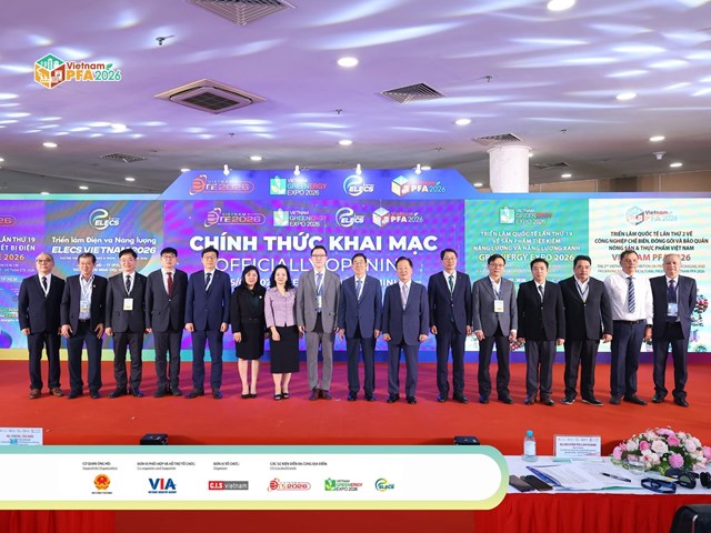 Chuỗi Triển l&atilde;m quốc tế về thiết bị điện, năng lượng xanh v&agrave; c&ocirc;ng nghiệp chế biến ch&iacute;nh thức khai mạc, mở ra cơ hội kết nối giao thương v&agrave; th&uacute;c đẩy chuyển đổi xanh cho doanh nghiệp.
