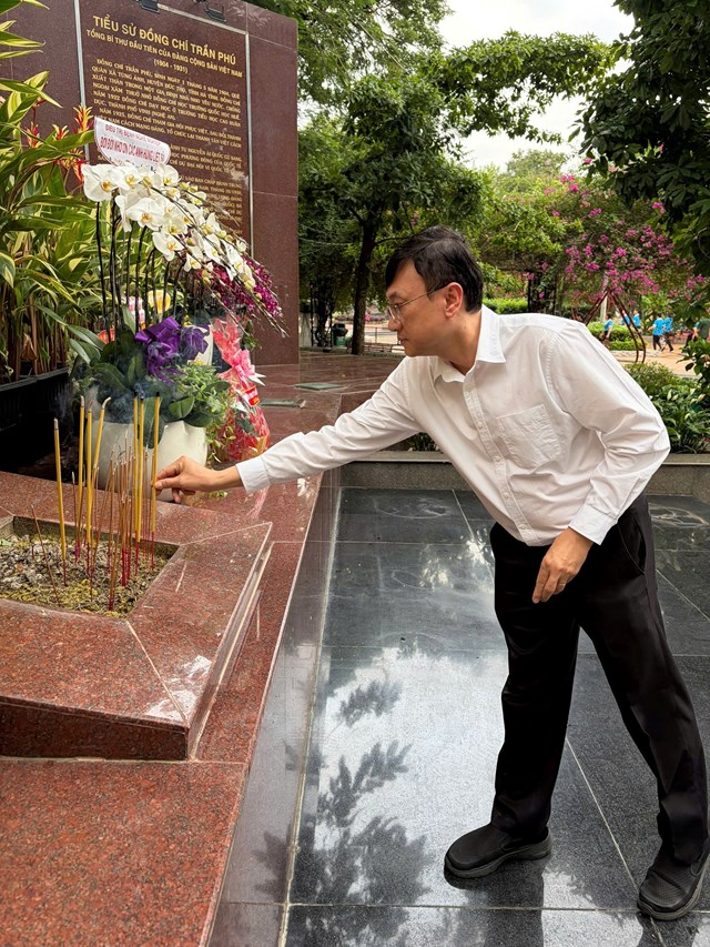 Viện Pasteur Thành phố Hồ Chí Minh tổ chức các hoạt động tri ân nhân kỷ niệm 79 năm Ngày Thương binh - Liệt sĩ (27/7/1947 – 27/7/2026) - Ảnh 3
