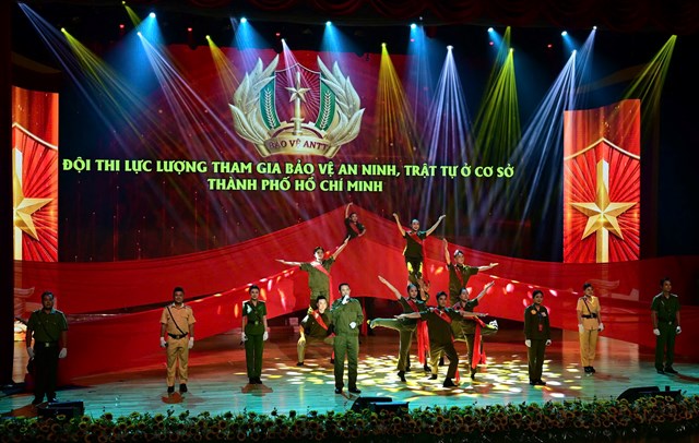 Tiết mục dự thi của Đội thi TP. Hồ Ch&iacute; Minh