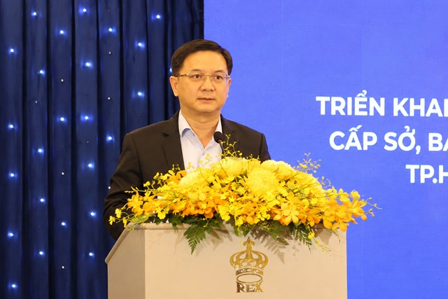 h&oacute; Chủ tịch UBND TP.HCM Nguyễn Mạnh Cường ph&aacute;t biểu tại hội nghị
