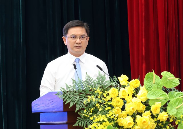 Ph&oacute; Chủ tịch UBND TP.HCM Nguyễn Mạnh Cường x&aacute;c định ba nhiệm vụ trọng t&acirc;m cho năm học 2026-2027: th&uacute;c đẩy n&acirc;ng cao chất lượng dạy v&agrave; học; bảo đảm sự c&acirc;n bằng trong ph&aacute;t triển v&agrave; cơ hội c&ocirc;ng bằng trong tiếp cận gi&aacute;o dục; triển khai thực chất, hiệu quả c&aacute;c ch&iacute;nh s&aacute;ch gi&aacute;o dục.