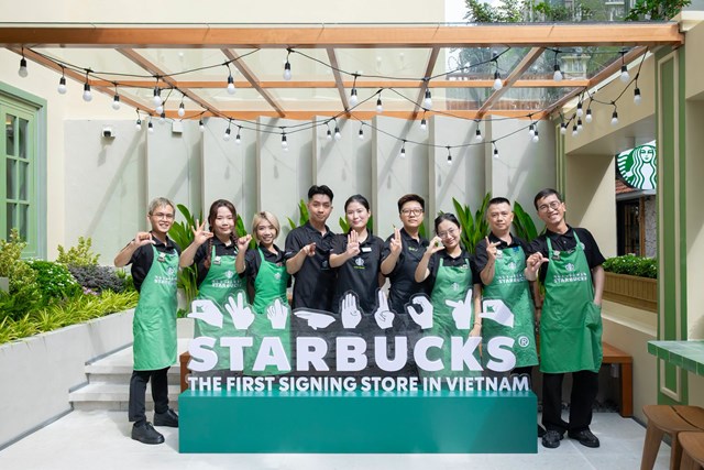Đội ngũ nh&acirc;n vi&ecirc;n của cửa h&agrave;ng