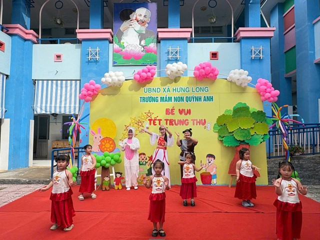 Trường&nbsp; mầm non&nbsp; c&ocirc;ng lập ở x&atilde; Hưng Long, TP.&nbsp; &nbsp; &nbsp; &nbsp; &nbsp; Hồ&nbsp; Ch&iacute;&nbsp; Minh tổ chức chương tr&igrave;nh Tết&nbsp; Trung thu