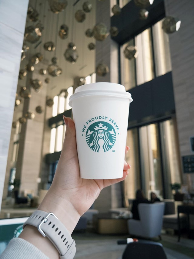 Starbucks v&#224; &quot;ph&#233;p thử&quot; kẹo cu đơ: Khi thương hiệu to&#224;n cầu &quot;bắt trend&quot; địa phương - Ảnh 3