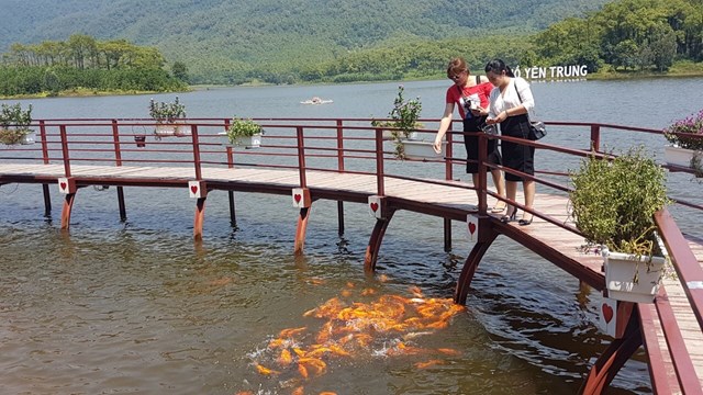 Hồ Y&#234;n Trung - Địa điểm du lịch tiềm năng của tỉnh Quảng Ninh - Ảnh 3