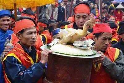 Lễ rước “cỗ ông Gà” (nguồn: Internet)