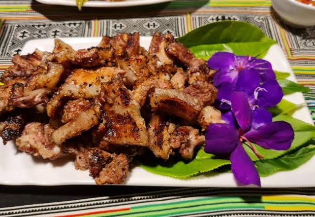 Độc đáo ẩm thực từ lá chè Shan tuyết cổ thụ Suối Giàng - Ảnh 2