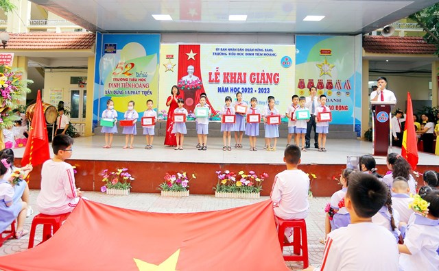 Hải Ph&#242;ng: Trường Tiểu học Đinh Ti&#234;n Ho&#224;ng tổ chức Lễ khai giảng năm học mới 2022 – 2023 - Ảnh 3