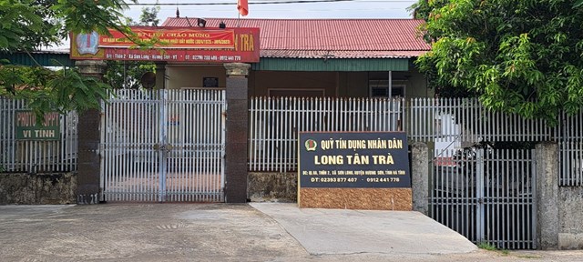 Quỹ t&iacute;n dụng nh&acirc;n d&acirc;n Long T&acirc;n Tr&agrave; gi&uacute;p l&agrave;ng qu&ecirc; thuần n&ocirc;ng tho&aacute;t ngh&egrave;o.