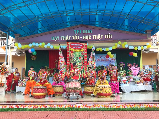 Tiết mục m&uacute;a l&acirc;n đặc sắc