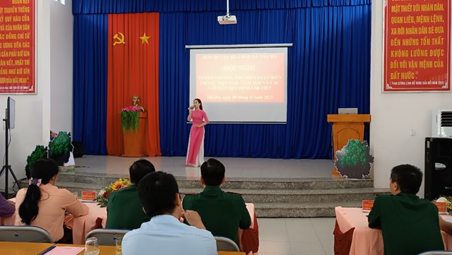 T&#226;y Ninh: Đa dạng h&#236;nh thức tuy&#234;n truyền, phổ biến Luật Bi&#234;n ph&#242;ng Việt Nam - Ảnh 6