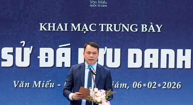 Tiến sỹ L&ecirc; Xu&acirc;n Ki&ecirc;u - Gi&aacute;m đốc Trung t&acirc;m Hoạt động Văn h&oacute;a Khoa học Văn Miếu - Quốc Tử Gi&aacute;m ph&aacute;t biểu khai mạc trưng b&agrave;y. &nbsp;