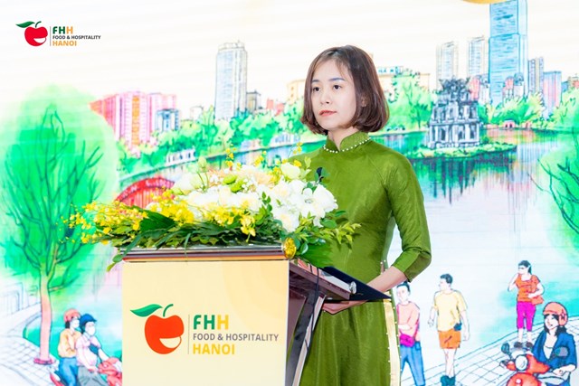 B&agrave; Annie Trần - Quản l&yacute; Dự &aacute;n Cấp cao Informa Markets Việt Nam ph&aacute;t biểu khai mạc &nbsp; &nbsp;