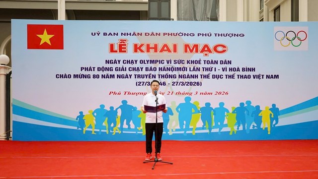 Ủy vi&ecirc;n Ban thường vụ Đảng ủy, Ph&oacute; Chủ tịch UBND phường B&ugrave;i Thế Cường ph&aacute;t biểu khai mạc. &nbsp;