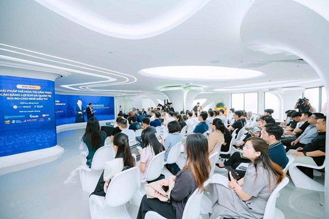Hội thảo &ldquo;Giải ph&aacute;p m&atilde; h&oacute;a t&agrave;i sản thực (RWA): C&acirc;n bằng lợi &iacute;ch v&agrave; quản trị rủi ro cho nh&agrave; đầu tư&rdquo;. Ảnh: VBA