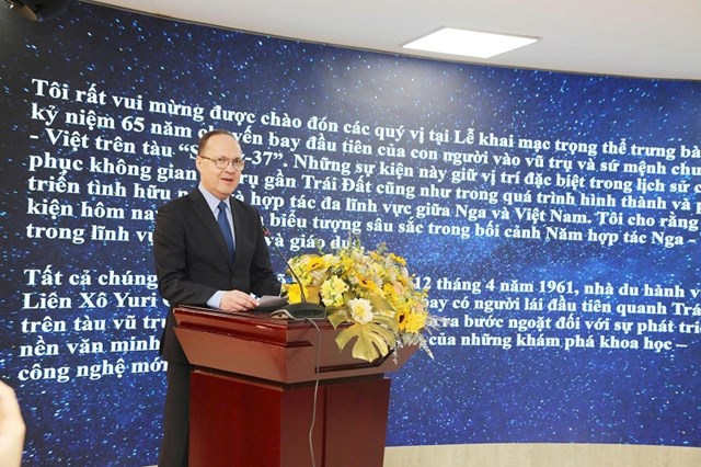 Đại sứ Li&ecirc;n bang Nga tại Việt Nam Gennady Bezdetko.