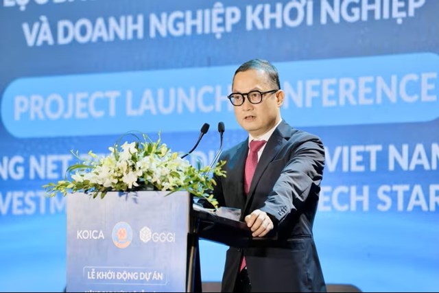 &Ocirc;ng L&ecirc; Việt Anh - Ph&oacute; Vụ trưởng Vụ T&agrave;i ch&iacute;nh - Kinh tế ng&agrave;nh, Bộ T&agrave;i ch&iacute;nh ph&aacute;t biểu khai mạc sự kiện &nbsp;