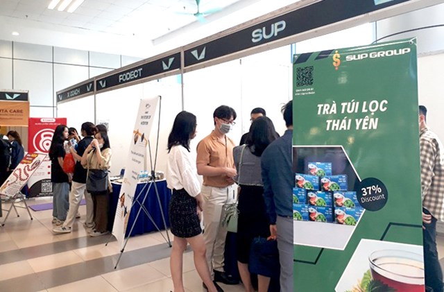 Triển l&#227;m I-Startup Connect Day 2022: Tạo điều kiện cho c&#225;c dự &#225;n đ&#243; c&#243; cơ hội trở th&#224;nh hiện thực - Ảnh 2