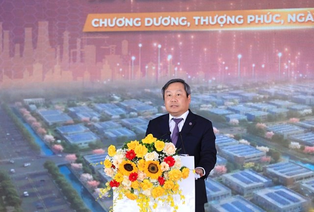Đồng ch&iacute; Vũ Đại Thắng, Ủy vi&ecirc;n Trung ương Đảng, Ph&oacute; B&iacute; thư Th&agrave;nh ủy, Chủ tịch UBND TP. H&agrave; Nội ph&aacute;t biểu tại buổi lễ &nbsp;