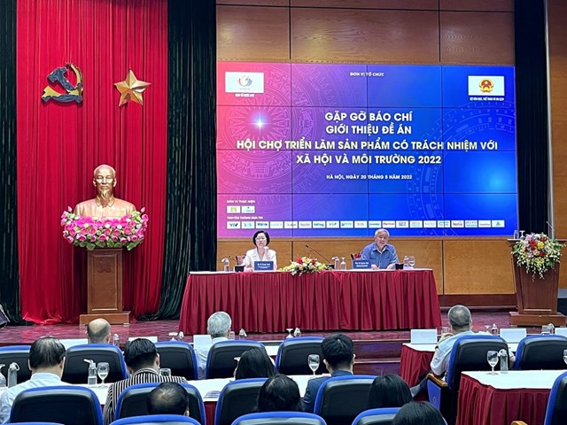 Ban tổ chức giới thiệu về đề &aacute;n hội chợ triển l&atilde;m