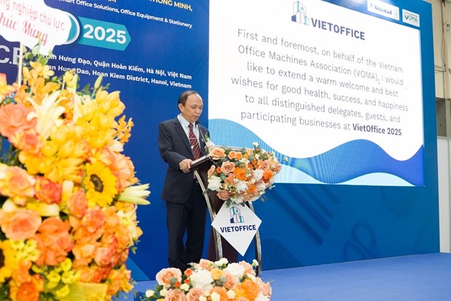 &Ocirc;ng Nguyễn Tuấn Minh, Chủ tịch Hiệp hội m&aacute;y văn ph&ograve;ng Việt Nam ph&aacute;t biểu tại sự kiện &nbsp;