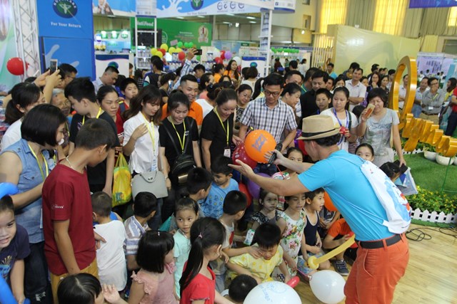 Đến với Triển l&atilde;m c&aacute;c ch&aacute;u thiếu nhi sẽ c&oacute; nhiều chương tr&igrave;nh trải nghiệm sản phẩm sữa