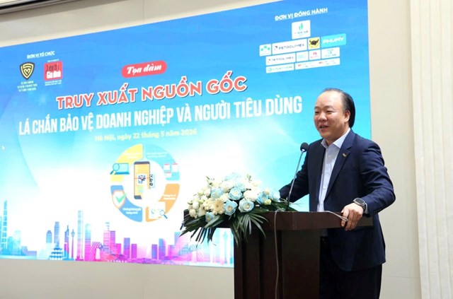 &Ocirc;ng Trần Hữu Linh, Cục trưởng Cục Quản l&yacute; v&agrave; Ph&aacute;t triển thị trường trong nước (Bộ C&ocirc;ng Thương) ph&aacute;t biểu tại Tọa đ&agrave;m.