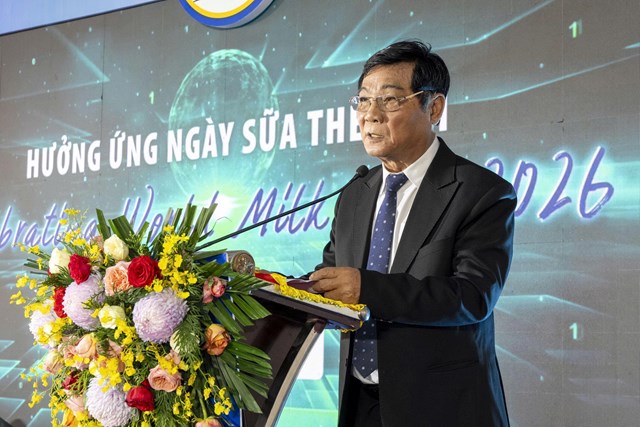 TS Trần Quang Trung, Chủ tịch Hiệp hội Sữa Việt Nam ph&aacute;t biểu.