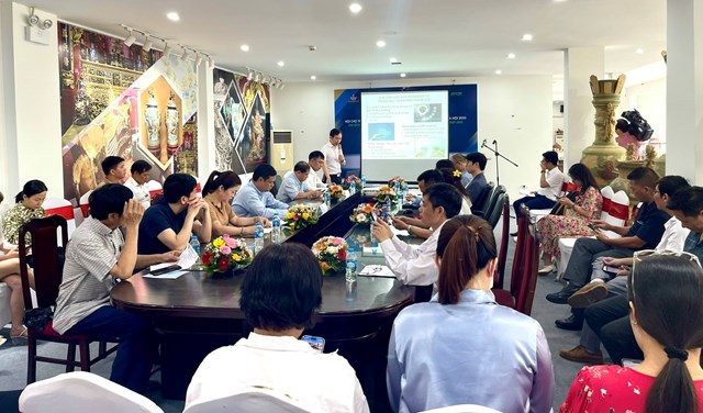 To&agrave;n cảnh cuộc họp b&aacute;o về ENTECH H&agrave; Nội 2025 &nbsp;