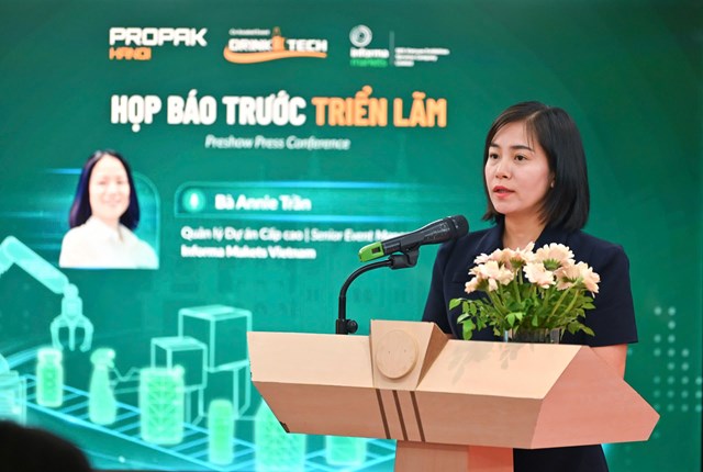 B&agrave; Annie Trần - Quản l&yacute; Dự &aacute;n Cấp cao Informa Markets Việt Nam th&ocirc;ng tin về triển l&atilde;m.