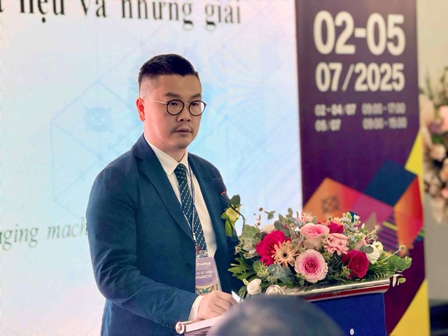 &Ocirc;ng Spencer Lin, Gi&aacute;m đốc Yorker Exhibition Services &nbsp;