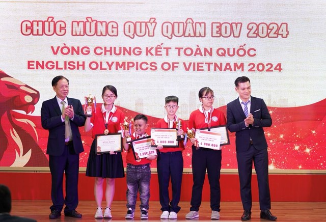 Đội 4 (The Ambitious Union) - Đội Qu&yacute; qu&acirc;n EOV 2024 &nbsp;