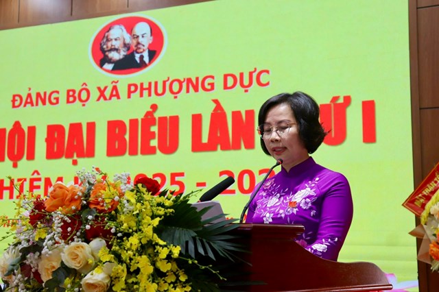 Ủy vi&ecirc;n Ban Thường vụ Th&agrave;nh ủy H&agrave; Nội, B&iacute; thư Đảng ủy, Chủ tịch HĐND phường Thanh Xu&acirc;n B&ugrave;i Huyền Mai ph&aacute;t biểu chỉ đạo tại Đại hội&nbsp;