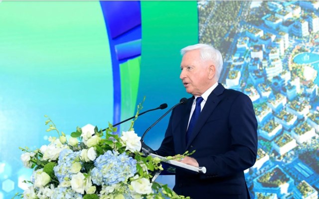 &Ocirc;ng Patrick Gerard McKillen, Chủ tịch Hội đồng quản trị Pacific Land, L&atilde;nh sự danh dự Việt Nam tại Cộng h&ograve;a Ireland, đại diện C&ocirc;ng ty Cổ phần Pacific Land Việt Nam ph&aacute;t biểu tại sự kiện &nbsp;