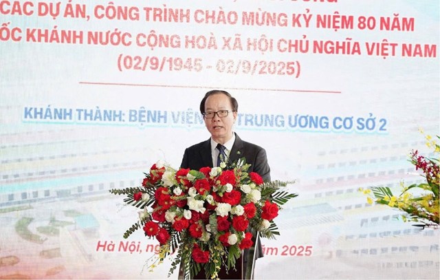 PGS.TS Trần Minh Điển &ndash; B&iacute; thư Đảng ủy, Gi&aacute;m đốc Bệnh viện Nhi Trung ương ph&aacute;t biểu tại buổi lễ &nbsp;