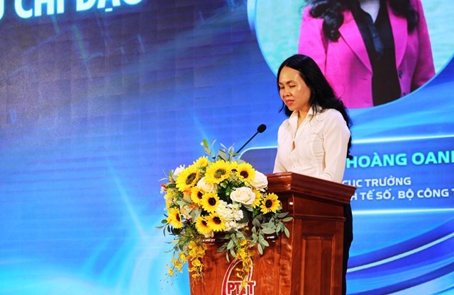 TS. L&ecirc; Ho&agrave;ng Oanh - Cục trưởng Cục Thương mại điện tử v&agrave; Kinh tế số, Bộ C&ocirc;ng Thương ph&aacute;t biểu tại lễ ph&aacute;t động &nbsp;