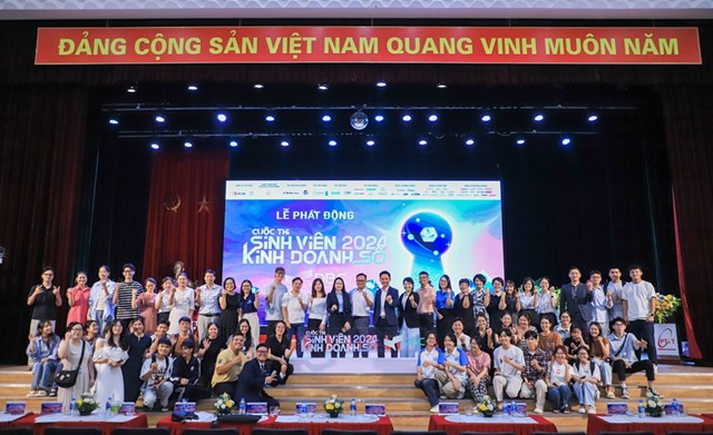 Ph&#225;t động cuộc thi “Sinh vi&#234;n kinh doanh số 2024” - Ảnh 1