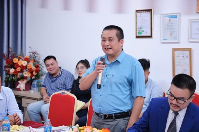 Nh&agrave; nghi&ecirc;n cứu Nguyễn Xu&acirc;n Tuấn ph&aacute;t biểu tại buổi lễ