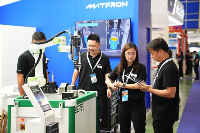 Triển l&atilde;m năm nay tập trung trưng b&agrave;y c&aacute;c nh&oacute;m c&ocirc;ng nghệ v&agrave; sản phẩm then chốt của ng&agrave;nh điện tử hiện đại &nbsp;