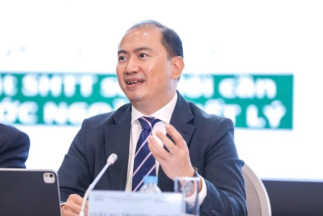 Luật sư Trương Anh T&uacute;, Chủ tịch TAT Law Firm ph&aacute;t biểu tại diễn đ&agrave;n &nbsp;