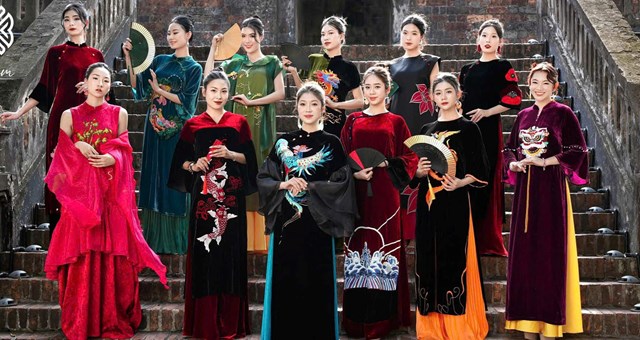 T&agrave; &aacute;o d&agrave;i Việt t&ocirc;n vinh vẻ đẹp h&igrave;nh thể cũng như t&acirc;m hồn của người phụ nữ