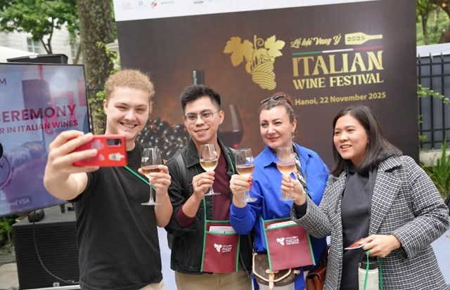 Lễ hội Rượu vang Casa Italia 2025: Trải nghiệm văn h&#243;a, ẩm thực &#221; giữa l&#242;ng Thủ đ&#244; - Ảnh 2