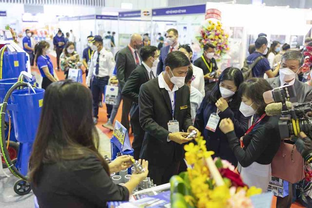 Vinamac Expo 2021 v&agrave; c&aacute;c hoạt động diễn ra đồng thời sẽ g&oacute;p phần k&iacute;ch cầu ti&ecirc;u d&ugrave;ng nội địa, đặc biệt sẽ hỗ trợ c&aacute;c doanh nghiệp sản xuất, kinh doanh khắc phục t&aacute;c động của đại dịch Covid &ndash; 19