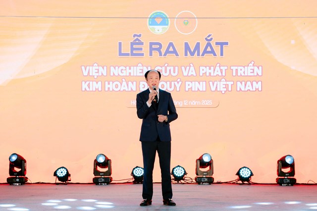 GS-TS Nguyễn Đ&igrave;nh Thắng, Chủ tịch HĐQT Viện ph&aacute;t biểu tại Lễ ra mắt &nbsp;