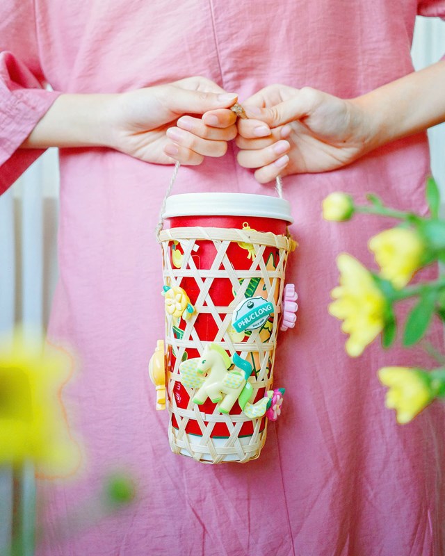 Tết Bính Ngọ và cuộc đua linh vật của các thương hiệu trà sữa - Ảnh 1