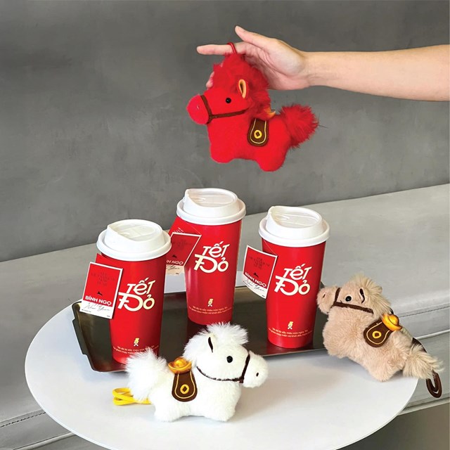 Tết Bính Ngọ và cuộc đua linh vật của các thương hiệu trà sữa - Ảnh 2