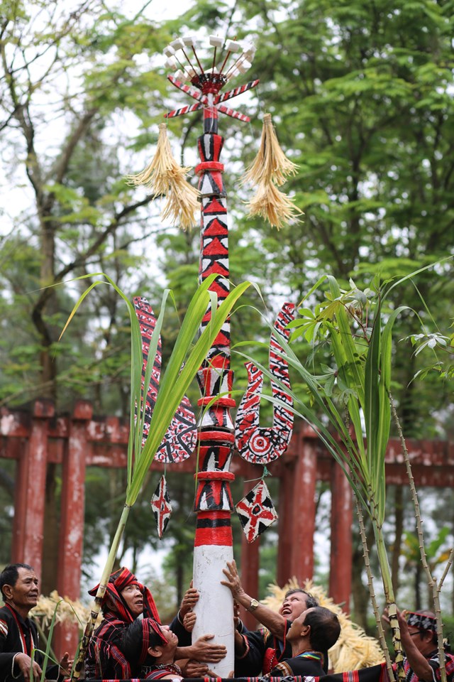 Tục dựng cây nêu ngày Tết - Ảnh 2